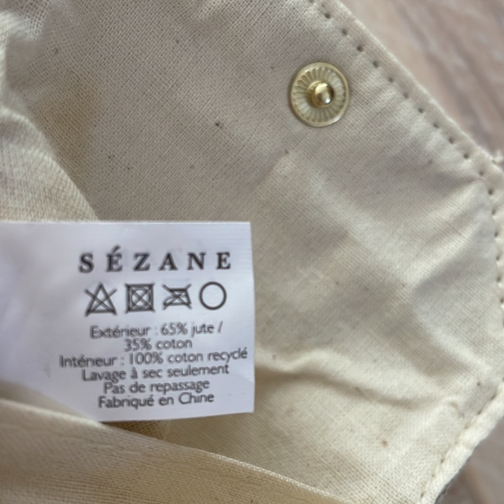 Sezane Mini Compact wallet. Natural - Picture 6 of 13
